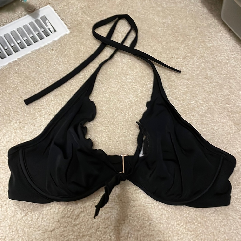 Victoria’s Secret Bikini Top